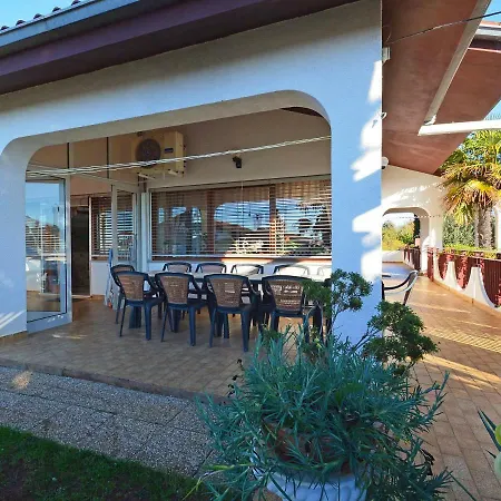 Holiday Irena Holiday home *